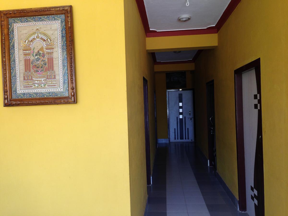 Surya Inn Konark Exteriör bild